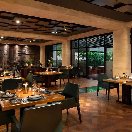 The Westin Doha Hotel & Spa Exterior foto