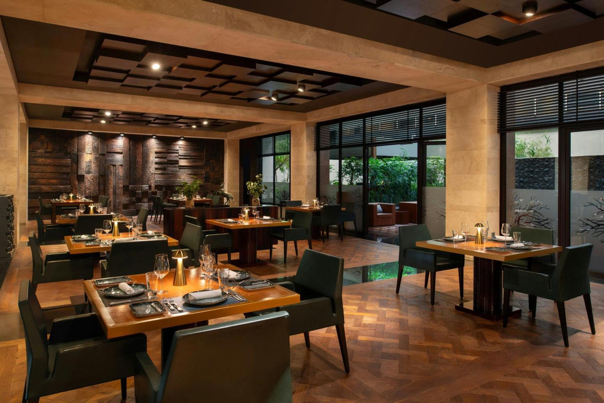 The Westin Doha Hotel & Spa Exterior foto
