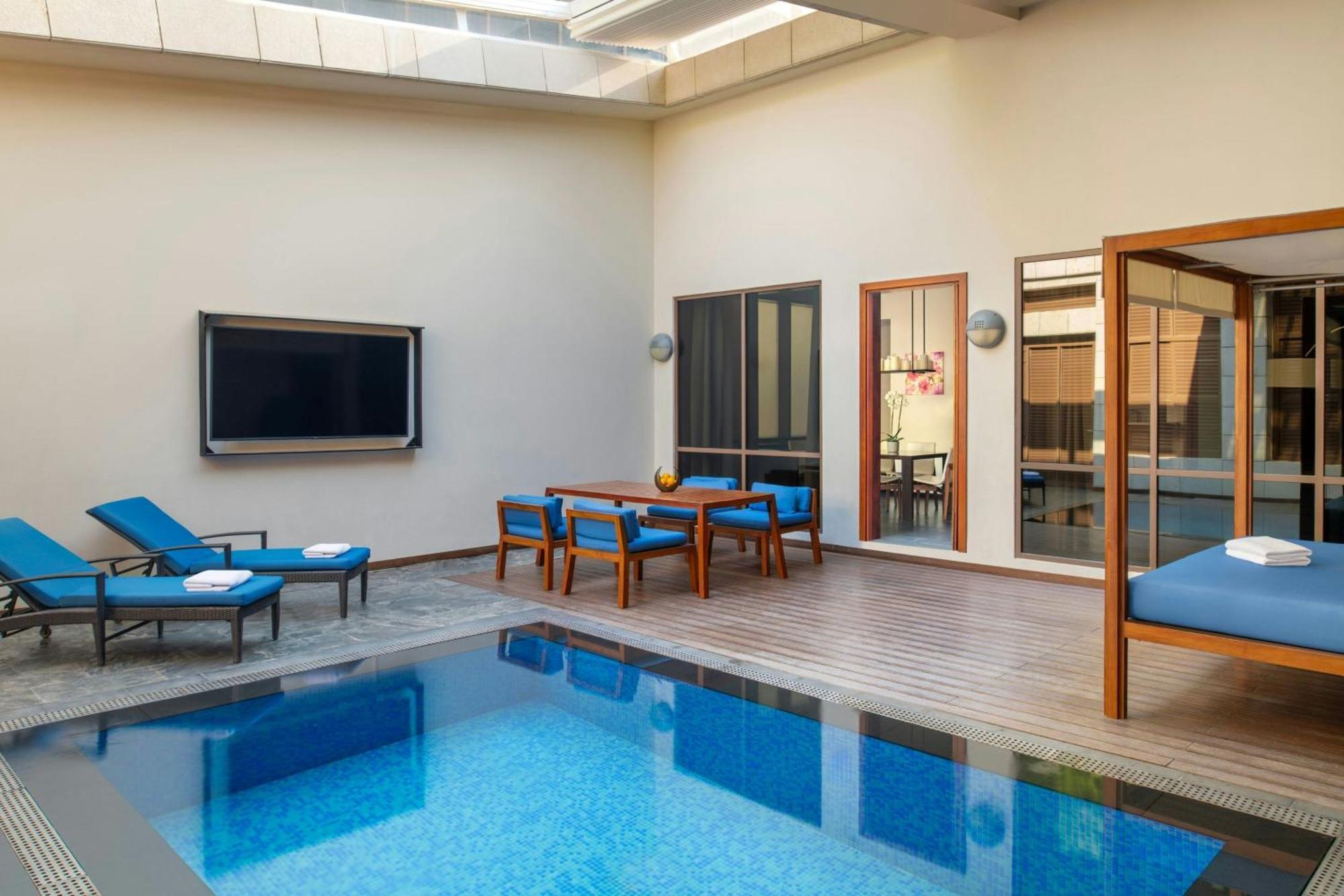 The Westin Doha Hotel & Spa Exterior foto