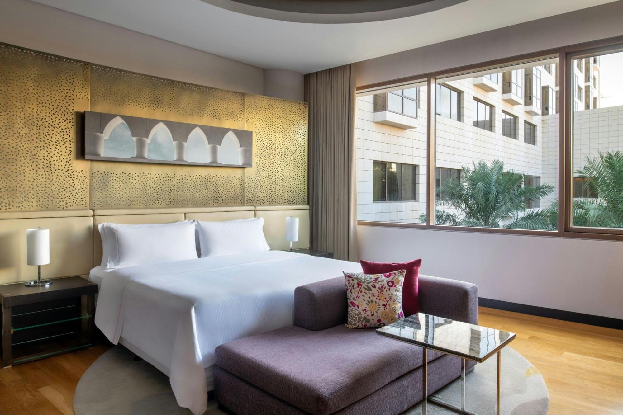 The Westin Doha Hotel & Spa Exterior foto